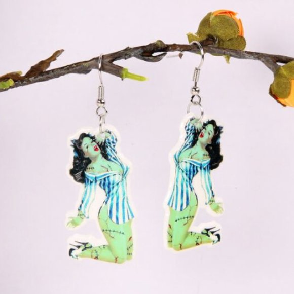 🧿 2 for $25 🧿 Spooky Zombie Pinup Babe Acrylic Dangle Earrings - Picture 1 of 7
